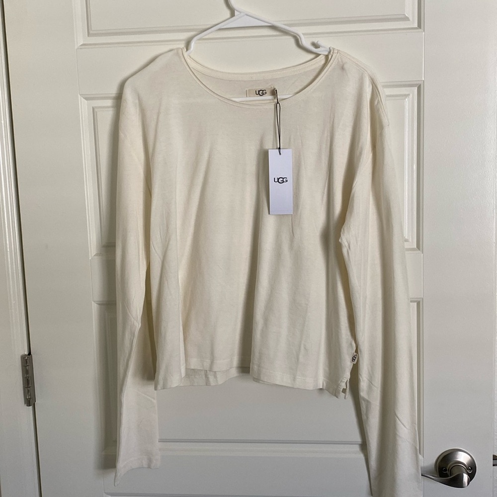 UGG large cream white tshirt